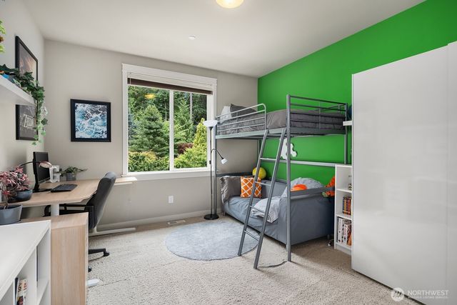 9233 255th Avenue NE, Redmond, WA 98053