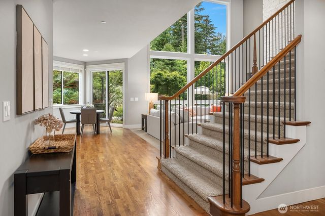 9233 255th Avenue NE, Redmond, WA 98053