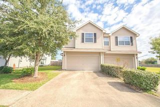210 Drake Run Lane, League City, TX 77539