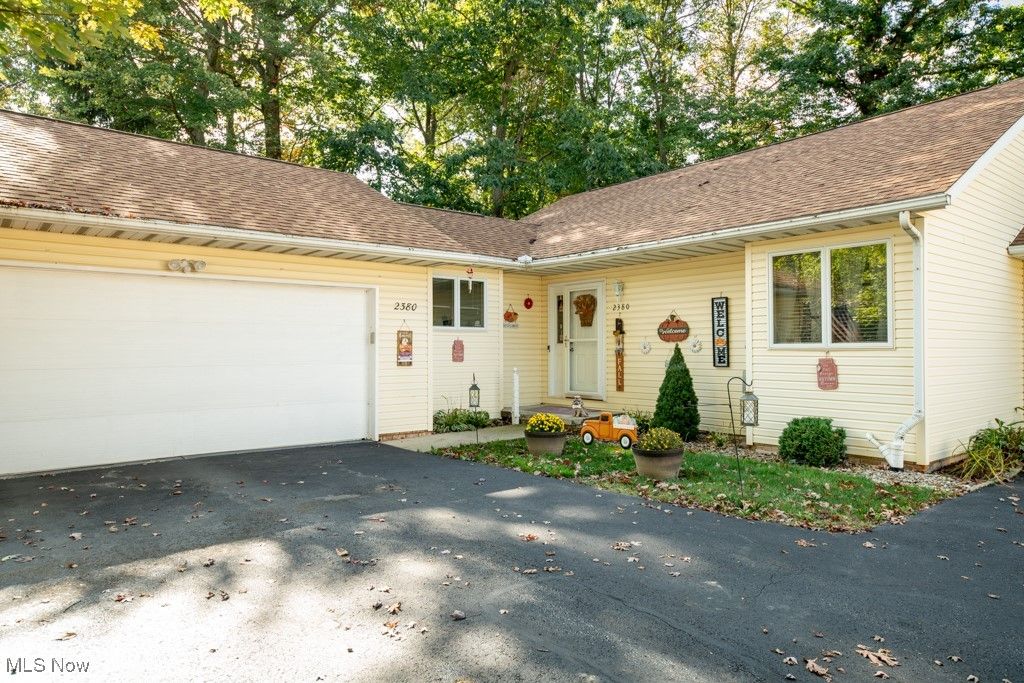 2380 Port Williams Drive, Stow, OH 44224