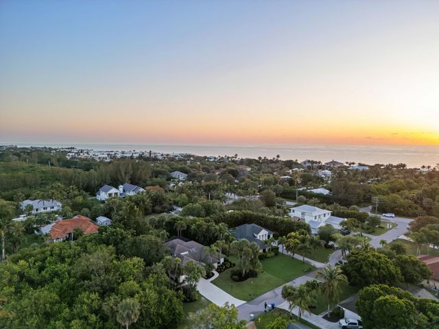 2170 Seminole Shores Lane, Vero Beach, FL 32963