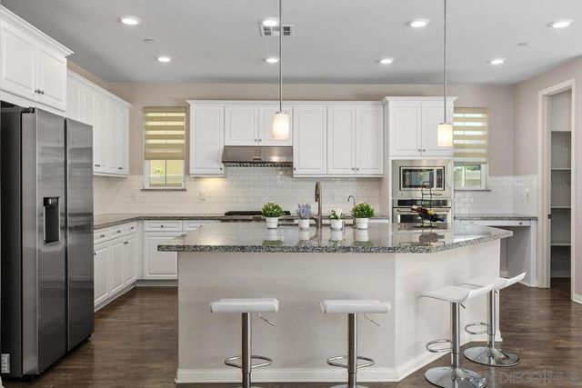 13025 Moonstone, San Diego, CA 92129