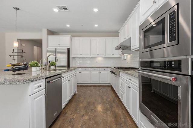 13025 Moonstone, San Diego, CA 92129