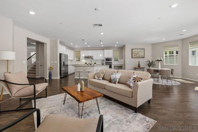 13025 Moonstone, San Diego, CA 92129