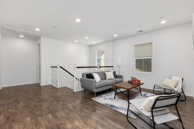 13025 Moonstone, San Diego, CA 92129