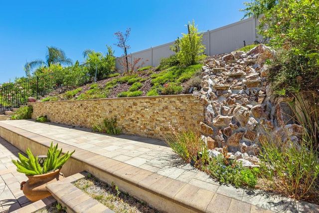 13025 Moonstone, San Diego, CA 92129