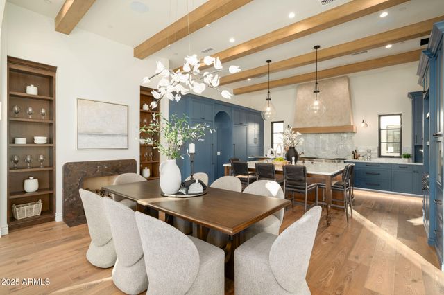 5902 E CACTUS WREN Road, Paradise Valley, AZ 85253