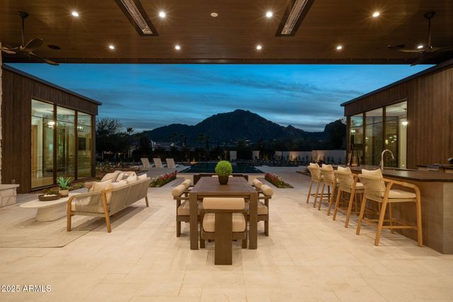 5902 E CACTUS WREN Road, Paradise Valley, AZ 85253