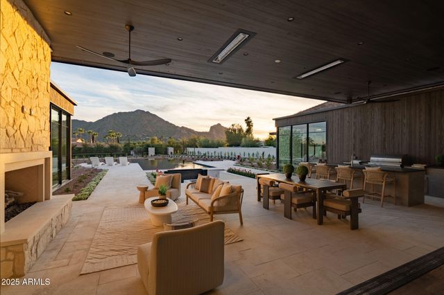 5902 E CACTUS WREN Road, Paradise Valley, AZ 85253