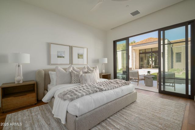 5902 E CACTUS WREN Road, Paradise Valley, AZ 85253