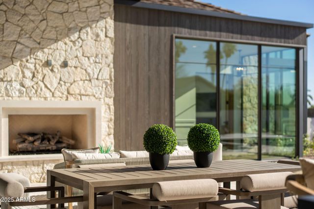 5902 E CACTUS WREN Road, Paradise Valley, AZ 85253