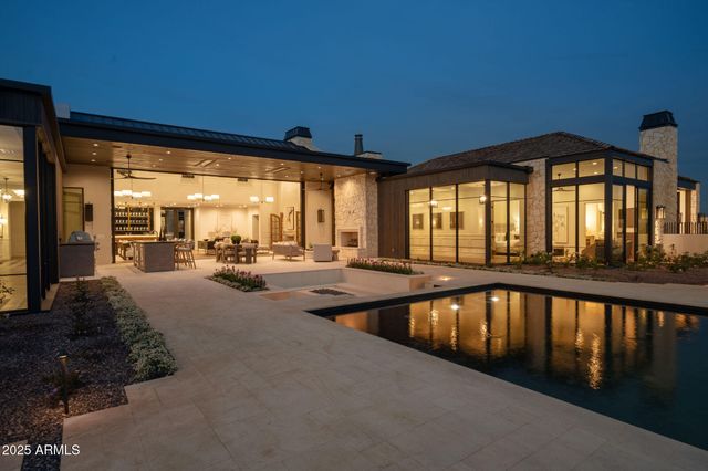 5902 E CACTUS WREN Road, Paradise Valley, AZ 85253