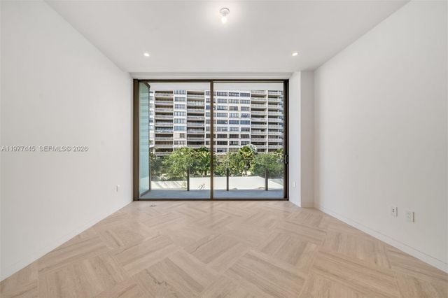 5 GROVE ISLE DR M403, Coconut Grove, FL 33133