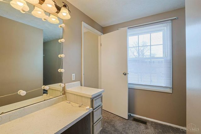 5563 Crestview Drive, Fairfield, OH 45014