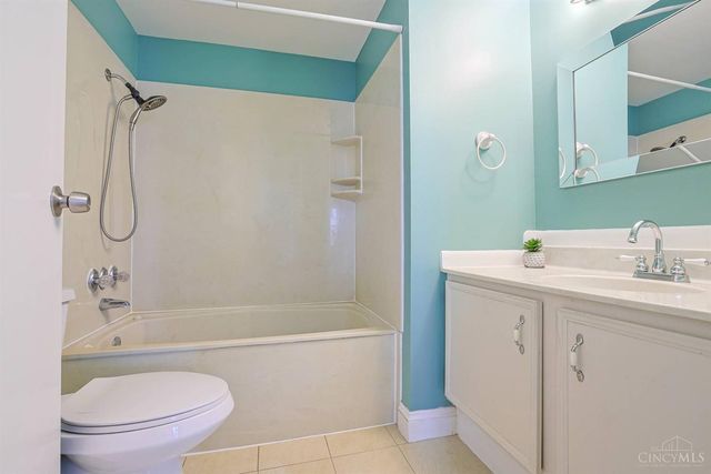 5563 Crestview Drive, Fairfield, OH 45014