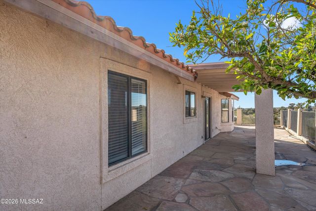 31 E Stonewood Drive, Oro Valley, AZ 85737