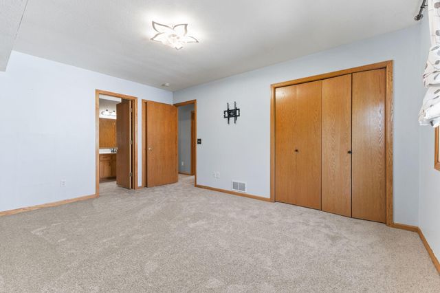 20595 Camden Path, Farmington, MN 55024