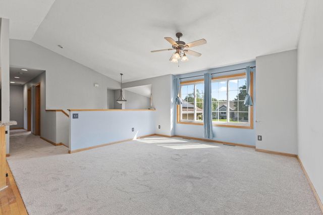 20595 Camden Path, Farmington, MN 55024