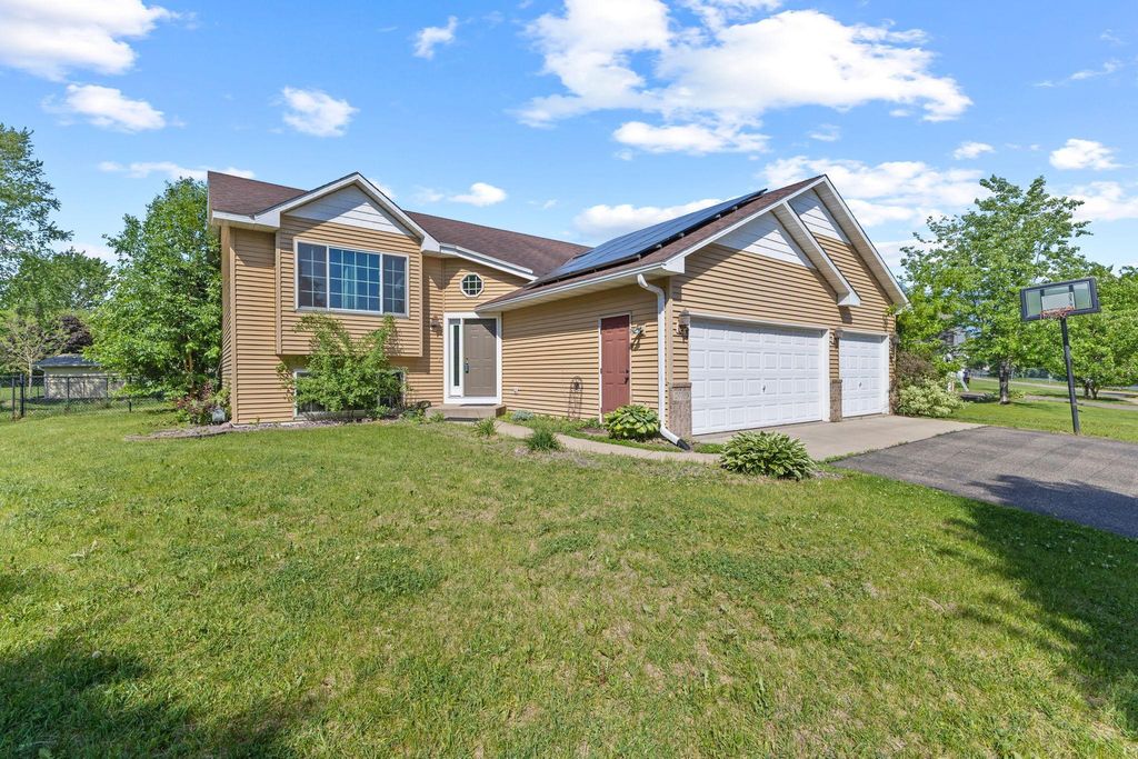 20595 Camden Path, Farmington, MN 55024