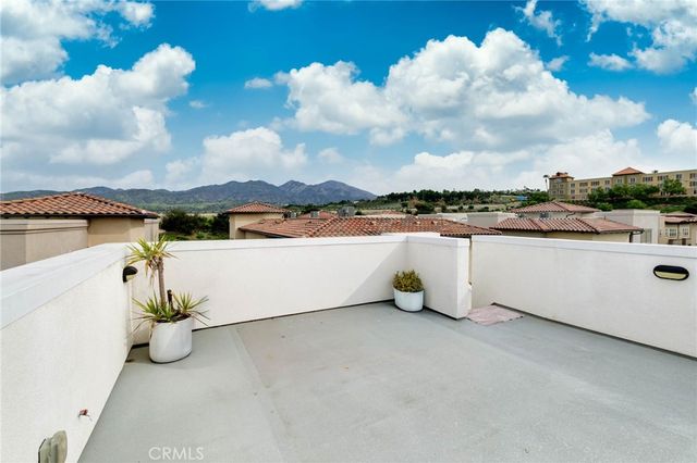 5 Hideaway, Mission Viejo, CA 92692