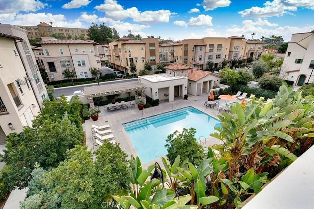 5 Hideaway, Mission Viejo, CA 92692