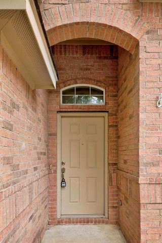 2832 Mission Tejas DR, Pflugerville, TX 78660