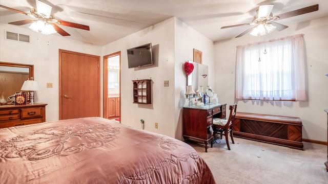 2760 Flint Ridge Road, Hopewell, OH 43746