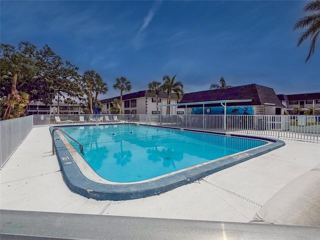 4703 1ST COURT W 393, Bradenton, FL 34207