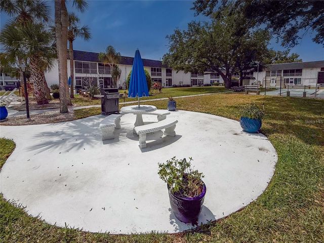 4703 1ST COURT W 393, Bradenton, FL 34207
