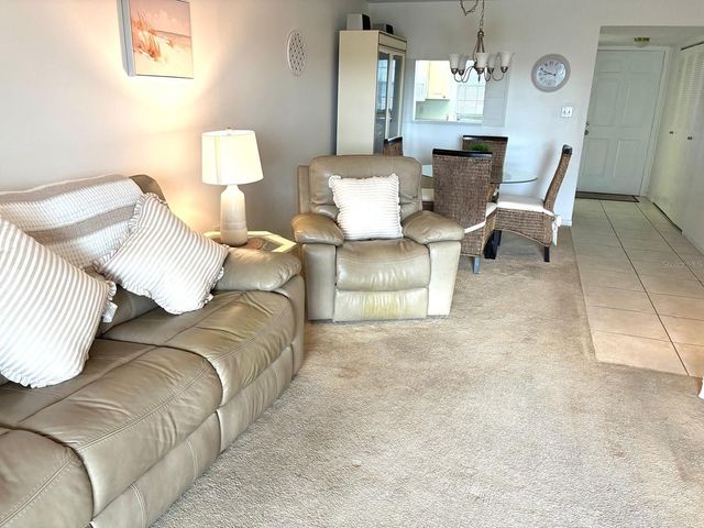 4703 1ST COURT W 393, Bradenton, FL 34207