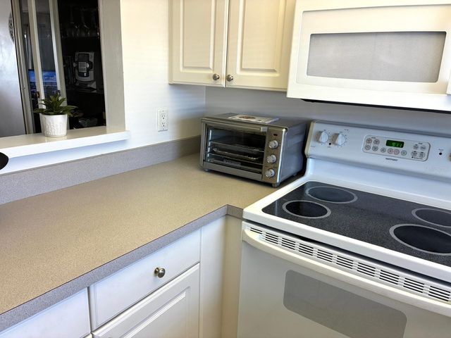 4703 1ST COURT W 393, Bradenton, FL 34207