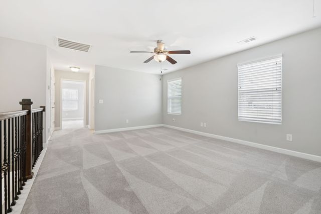 100 Walden Village Ct, Nashville, TN 37210