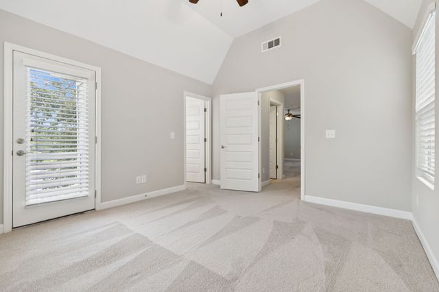 100 Walden Village Ct, Nashville, TN 37210