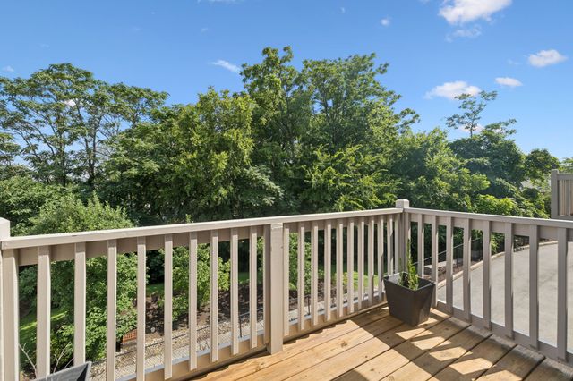 100 Walden Village Ct, Nashville, TN 37210