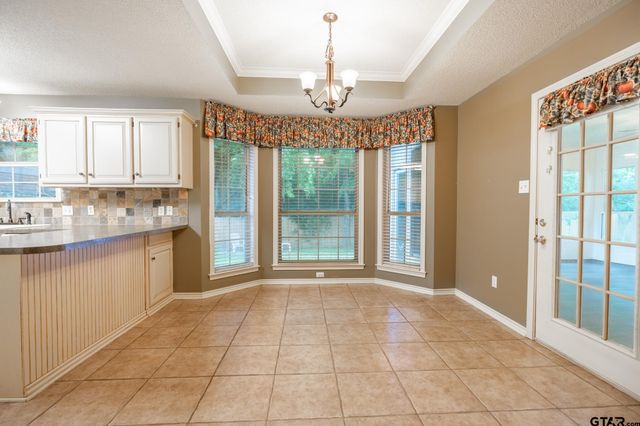 16840 Thibodaux, Tyler, TX 75703