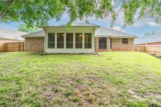 16840 Thibodaux, Tyler, TX 75703