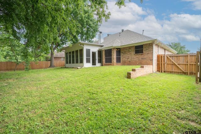 16840 Thibodaux, Tyler, TX 75703