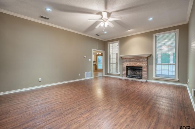 16840 Thibodaux, Tyler, TX 75703