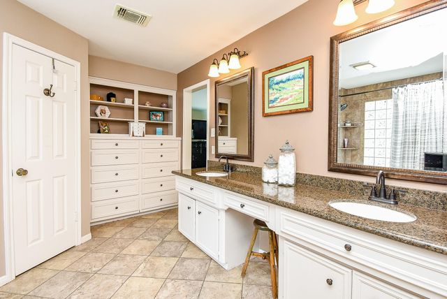 3830 E Creek Club Drive, Missouri City, TX 77459