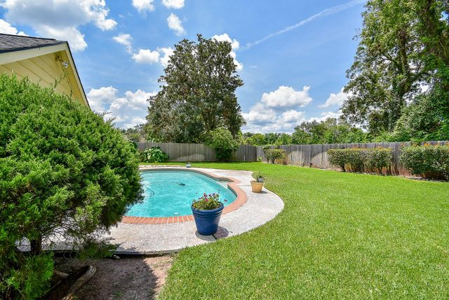 3830 E Creek Club Drive, Missouri City, TX 77459