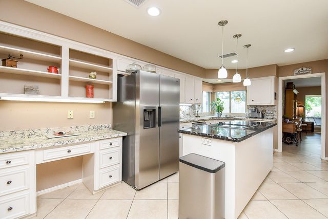 3830 E Creek Club Drive, Missouri City, TX 77459