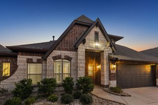 323 Bluewood Drive, Fate, TX 75087