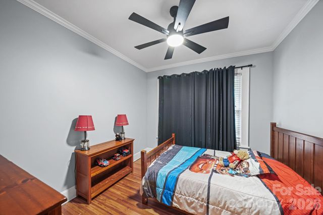 321 Grandin Road, Charlotte, NC 28208