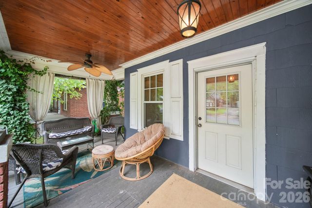 321 Grandin Road, Charlotte, NC 28208