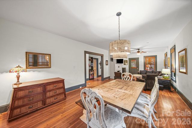 321 Grandin Road, Charlotte, NC 28208