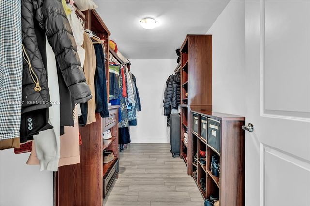 400 Sunny Isles Blvd 907, Sunny Isles Beach, FL 33160