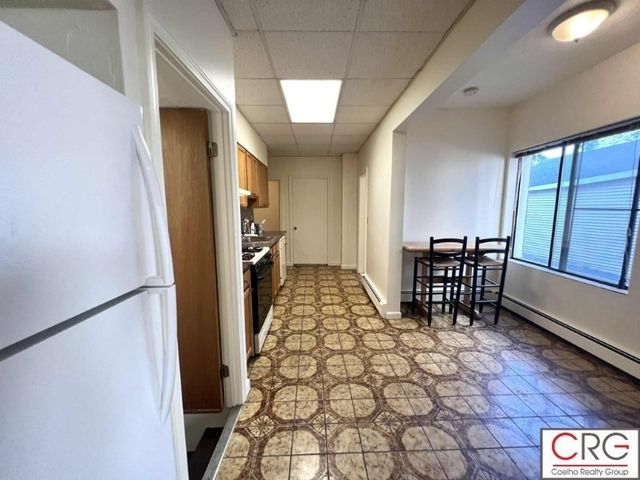 273 Highland Ave. 1, Somerville, MA 02144