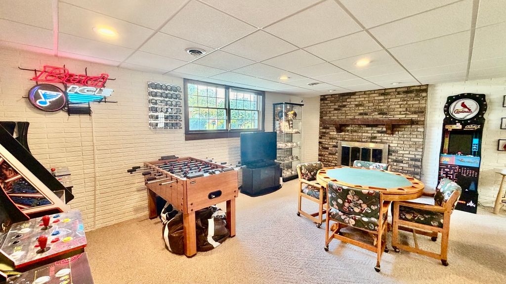 Image 13 of property listing at 545 Meadowbrook, Centralia, IL 62801