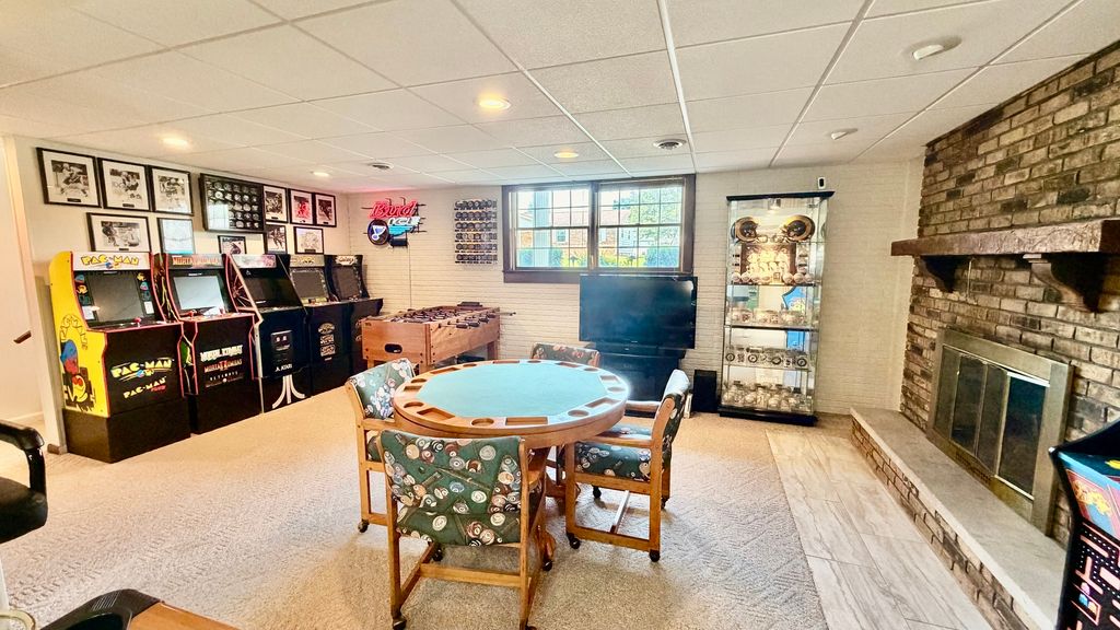 Image 14 of property listing at 545 Meadowbrook, Centralia, IL 62801