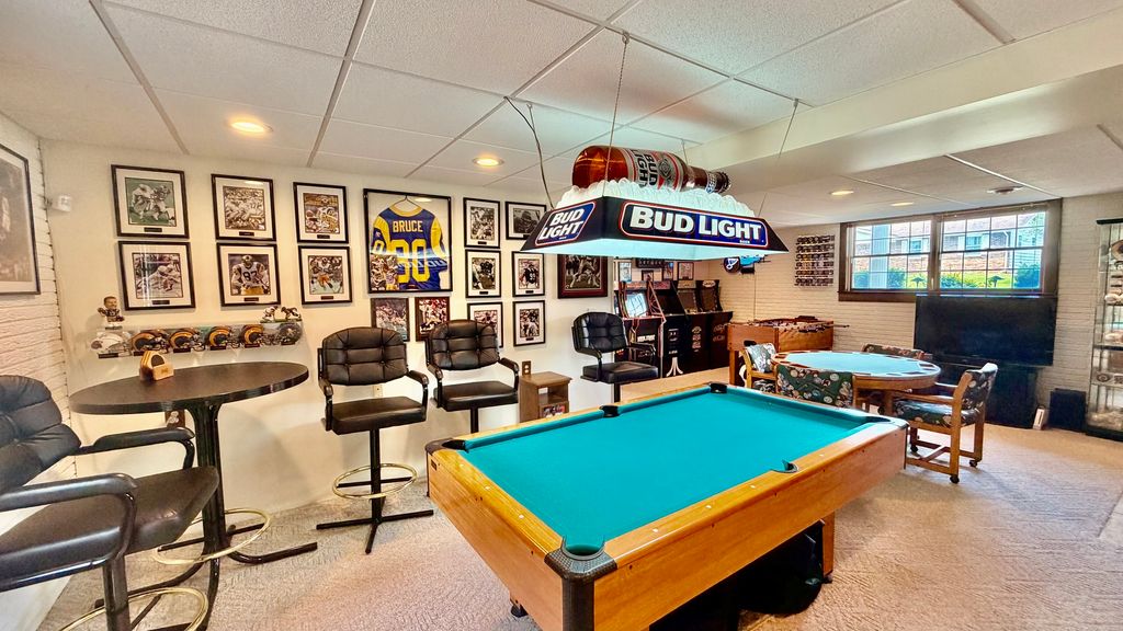 Image 15 of property listing at 545 Meadowbrook, Centralia, IL 62801